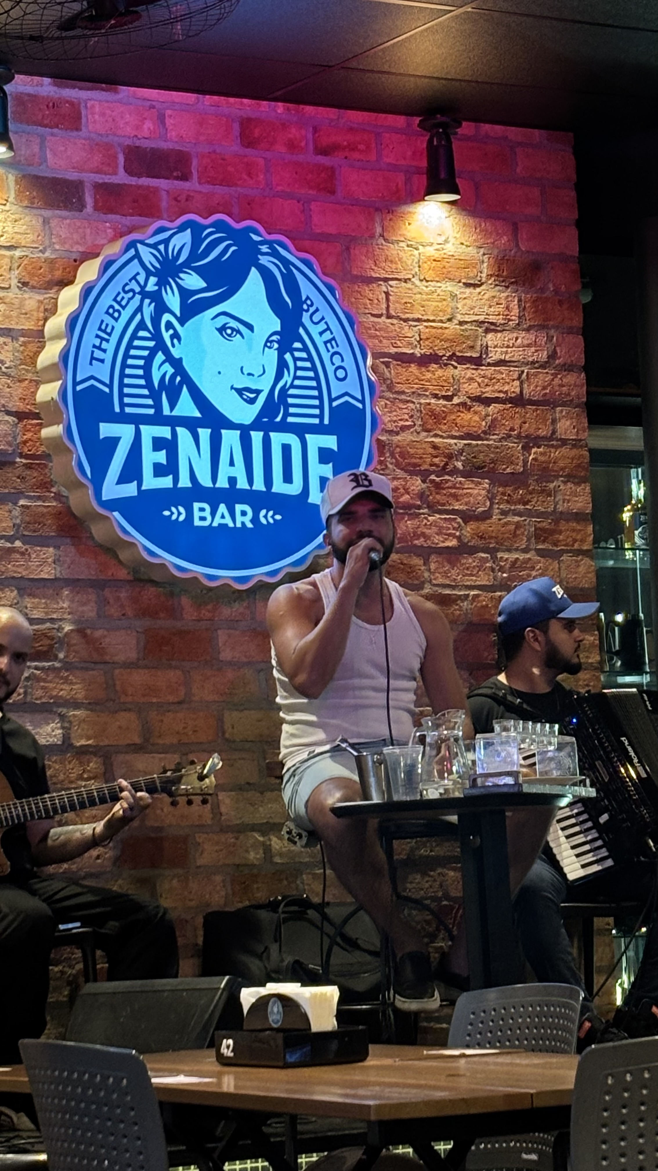 Zenaide bar Uberlândia 